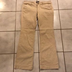 Size 12 American Eagle khakis